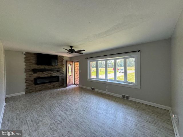 3404 CHURCHVILLE RD, Aberdeen, MD 21001