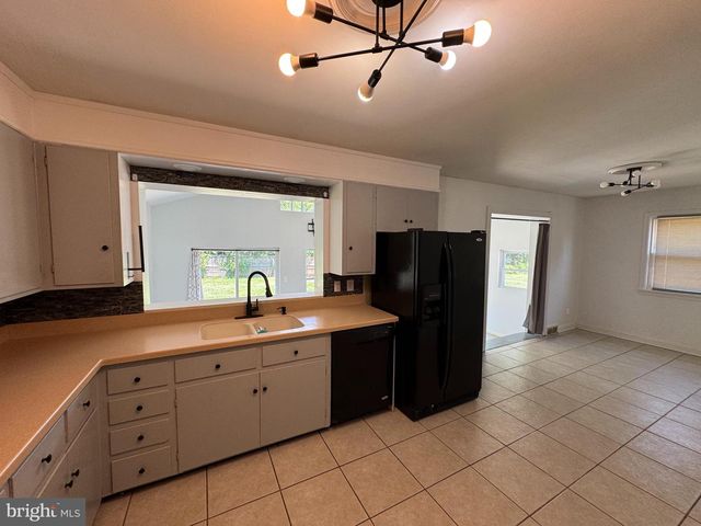 3404 CHURCHVILLE RD, Aberdeen, MD 21001