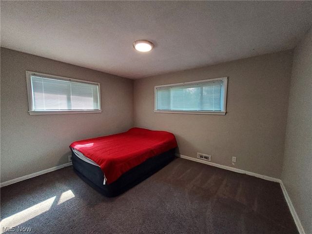 4113 Stonehaven Road, Cleveland, OH 44121