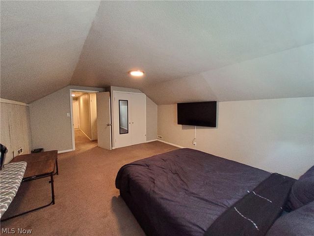 4113 Stonehaven Road, Cleveland, OH 44121