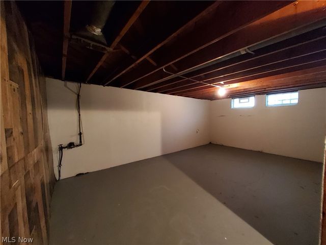 4113 Stonehaven Road, Cleveland, OH 44121