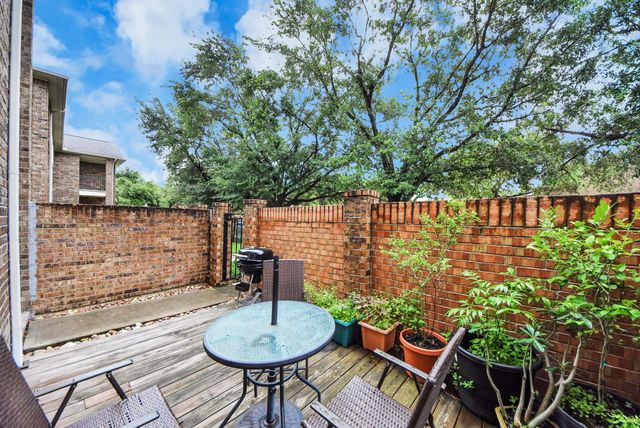 2865 Westhollow Drive 99, Houston, TX 77082