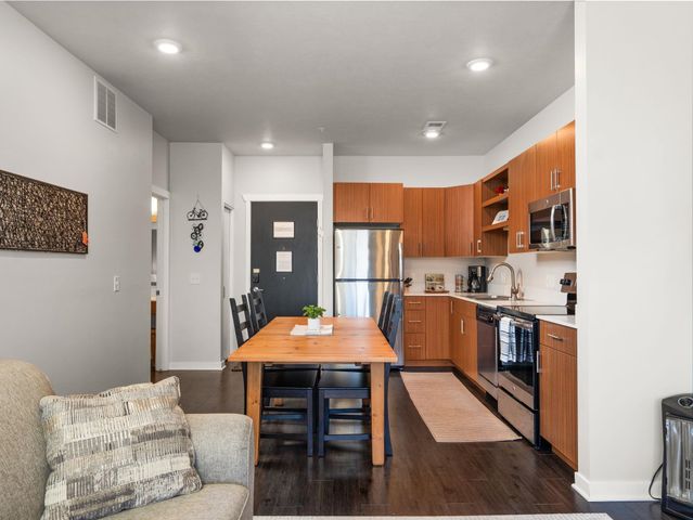 630 Garfield Avenue, S, Traverse City, MI 49686