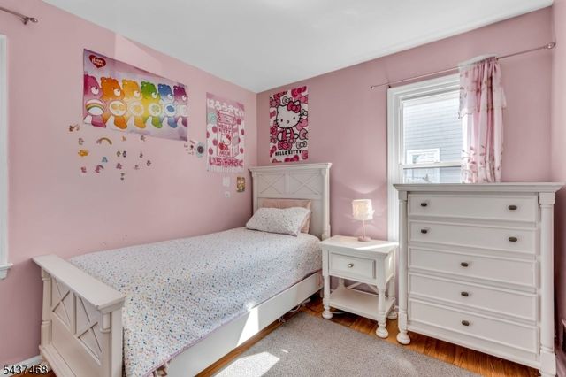 7 Washington Ave, Elmwood Park Boro, NJ 07407
