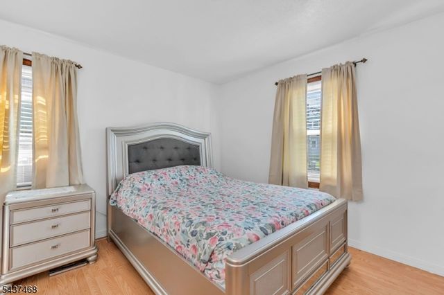 7 Washington Ave, Elmwood Park Boro, NJ 07407