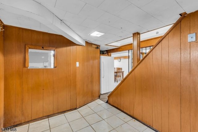 7 Washington Ave, Elmwood Park Boro, NJ 07407