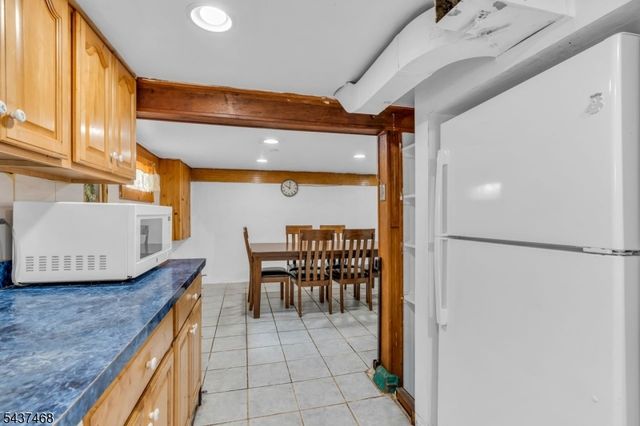 7 Washington Ave, Elmwood Park Boro, NJ 07407