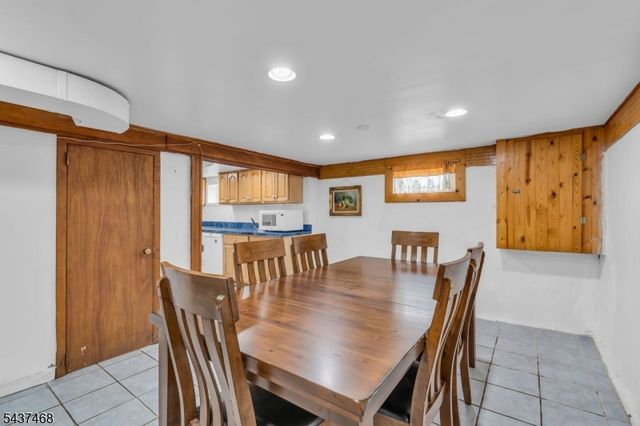 7 Washington Ave, Elmwood Park Boro, NJ 07407