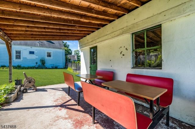 7 Washington Ave, Elmwood Park Boro, NJ 07407