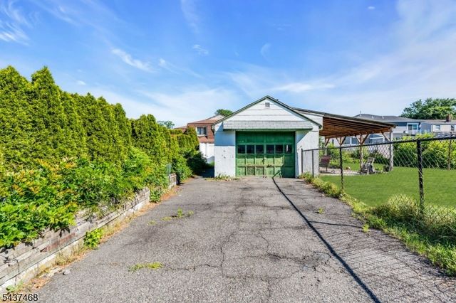 7 Washington Ave, Elmwood Park Boro, NJ 07407