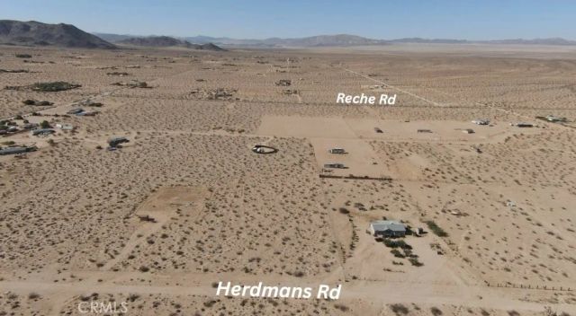 60684 Herdmans, Landers, CA 92285