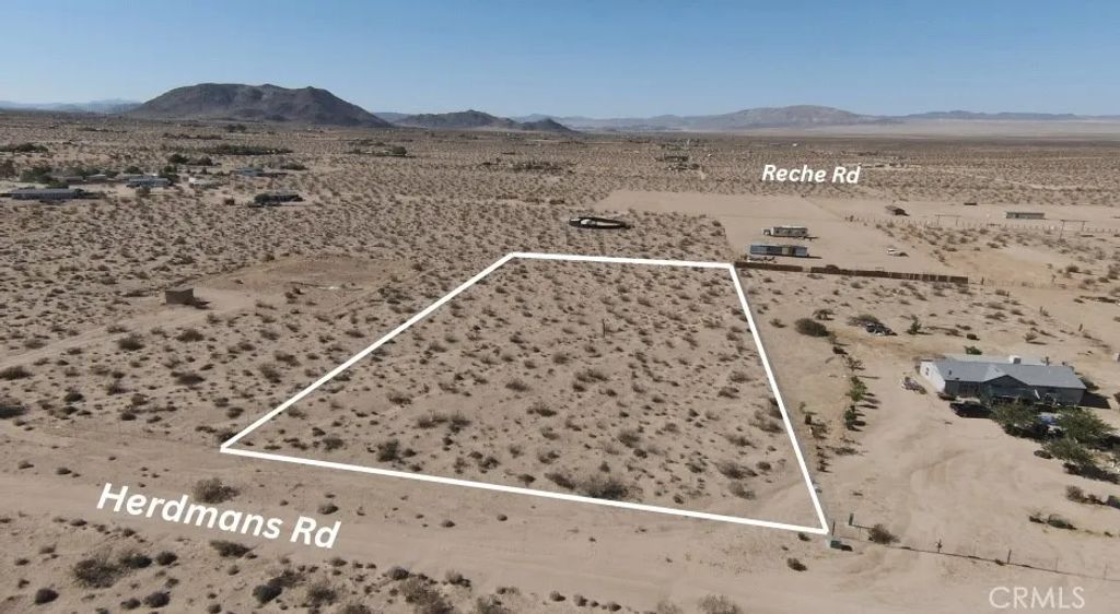 60684 Herdmans, Landers, CA 92285