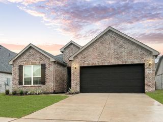 1604 Sawyer Drive, Aubrey, TX 76227