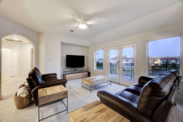 1014 Harbour Sands Drive, Houston, TX 77094