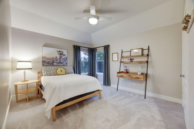 1014 Harbour Sands Drive, Houston, TX 77094