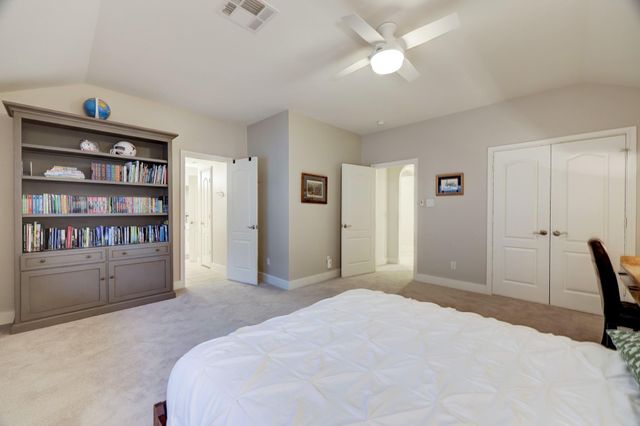 1014 Harbour Sands Drive, Houston, TX 77094