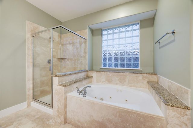 1014 Harbour Sands Drive, Houston, TX 77094