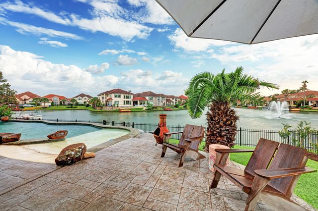 1014 Harbour Sands Drive, Houston, TX 77094