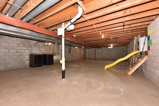 9141 N 60th STREET, Brown Deer, WI 53223