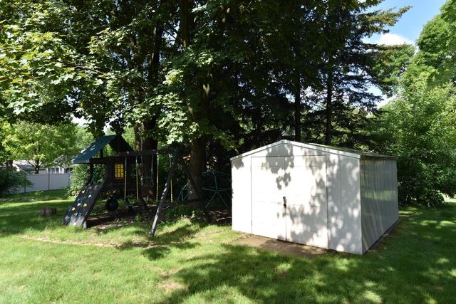 9141 N 60th STREET, Brown Deer, WI 53223