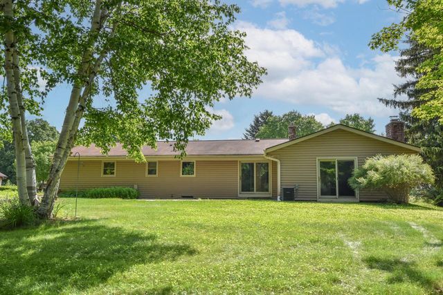 9141 N 60th STREET, Brown Deer, WI 53223