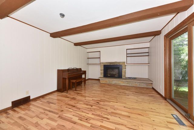 9141 N 60th STREET, Brown Deer, WI 53223