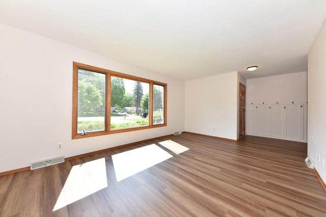 9141 N 60th STREET, Brown Deer, WI 53223