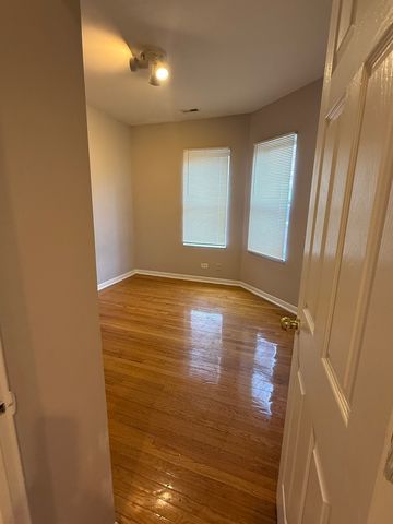 8154 S Drexel Avenue 3E, Chicago, IL 60619