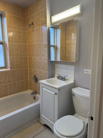 8154 S Drexel Avenue 3E, Chicago, IL 60619