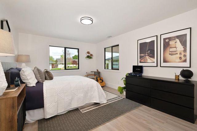 689 Morris Way, Sacramento, CA 95864