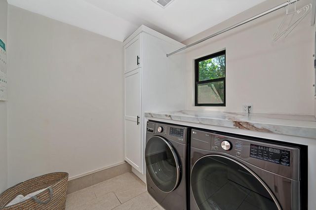 689 Morris Way, Sacramento, CA 95864