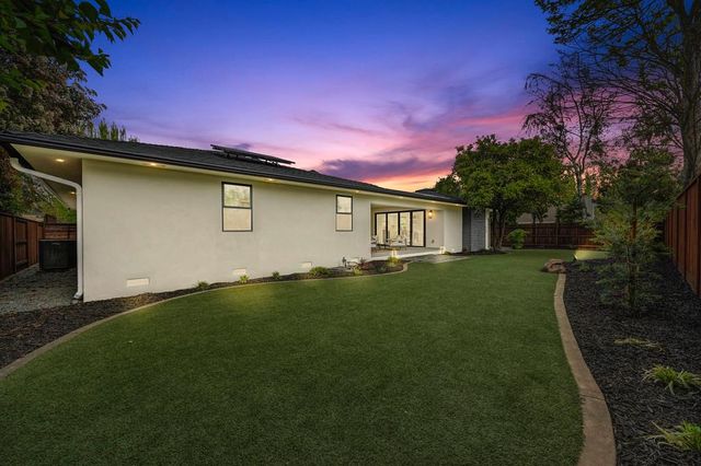 689 Morris Way, Sacramento, CA 95864