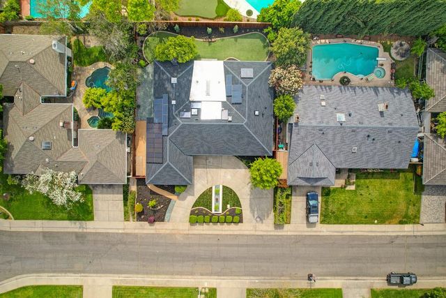 689 Morris Way, Sacramento, CA 95864