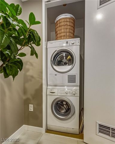 3722 Las Vegas Boulevard 706, Las Vegas, NV 89158