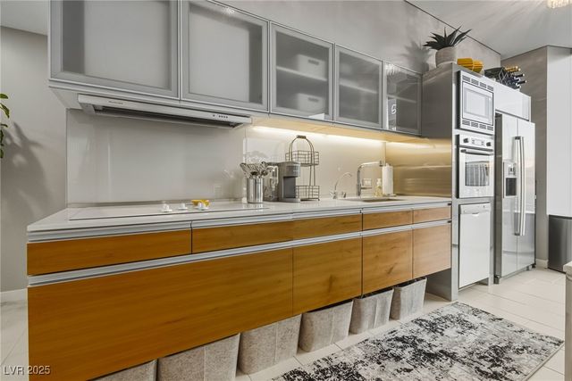 3722 Las Vegas Boulevard 706, Las Vegas, NV 89158