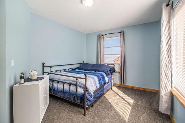 5293 W Monroe Road, Pentwater, MI 49449
