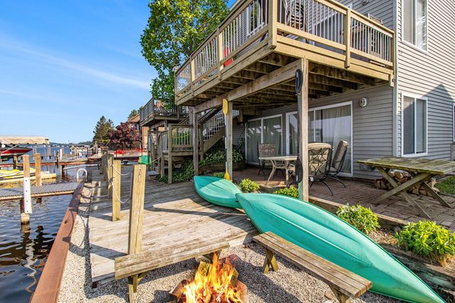 5293 W Monroe Road, Pentwater, MI 49449