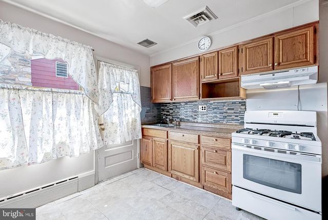 6026 BERKELEY AVE, Baltimore, MD 21209