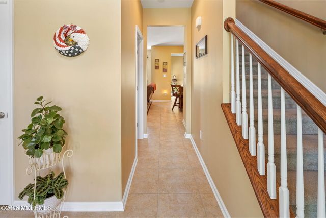 32 Carriage Way, Barnegat, NJ 08005