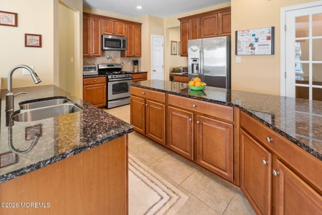 32 Carriage Way, Barnegat, NJ 08005