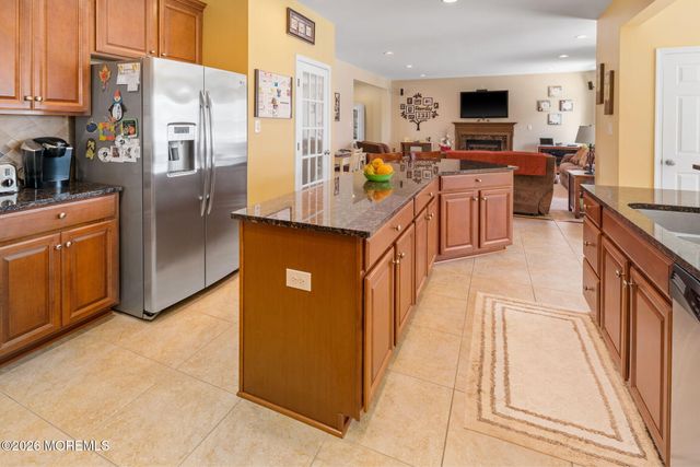 32 Carriage Way, Barnegat, NJ 08005