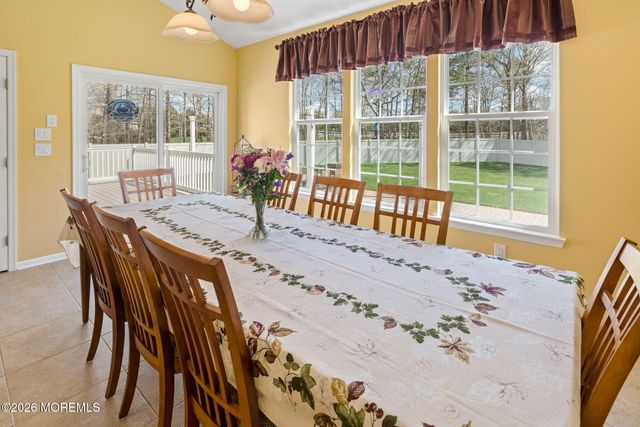 32 Carriage Way, Barnegat, NJ 08005