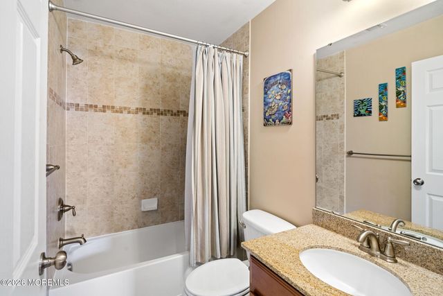 32 Carriage Way, Barnegat, NJ 08005