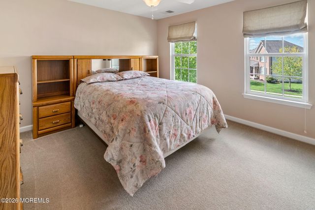 32 Carriage Way, Barnegat, NJ 08005