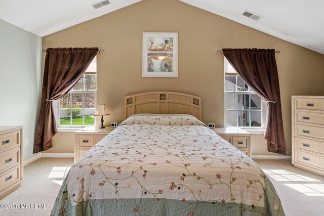 32 Carriage Way, Barnegat, NJ 08005