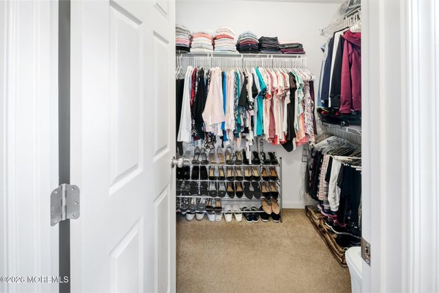 32 Carriage Way, Barnegat, NJ 08005