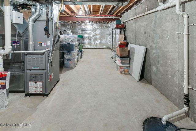 32 Carriage Way, Barnegat, NJ 08005