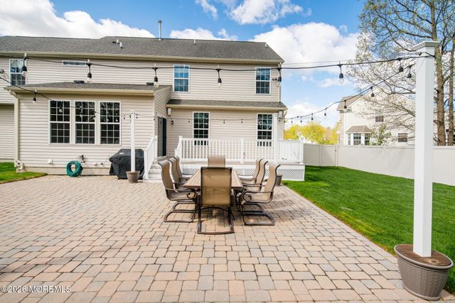 32 Carriage Way, Barnegat, NJ 08005