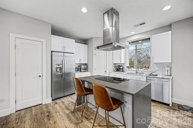 840 E 18th Street F, Charlotte, NC 28205