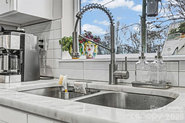 840 E 18th Street F, Charlotte, NC 28205